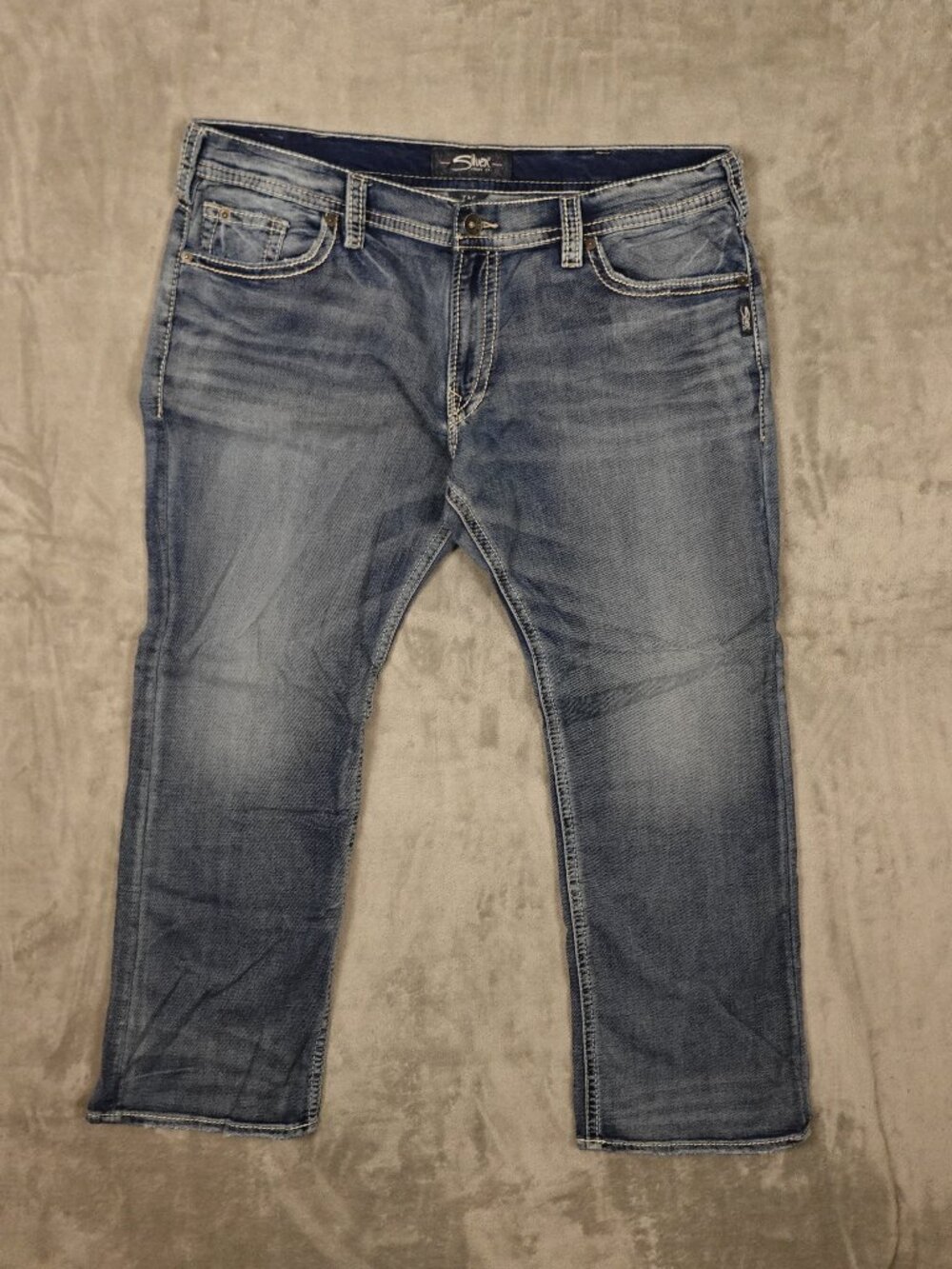 Silver‎ Jeans Co. Zac Straight Leg Men’s 42x34 Medium Wash Stretch Denim